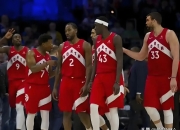 ac米兰体育官网-猛龙大胜独行侠，西亚卡姆砍下25分领队取胜