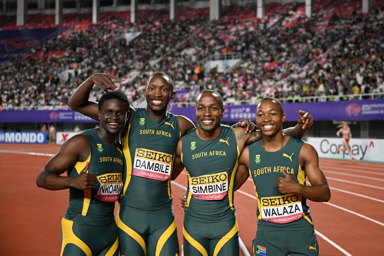 南非游泳选手勇夺冠军，成就辉煌