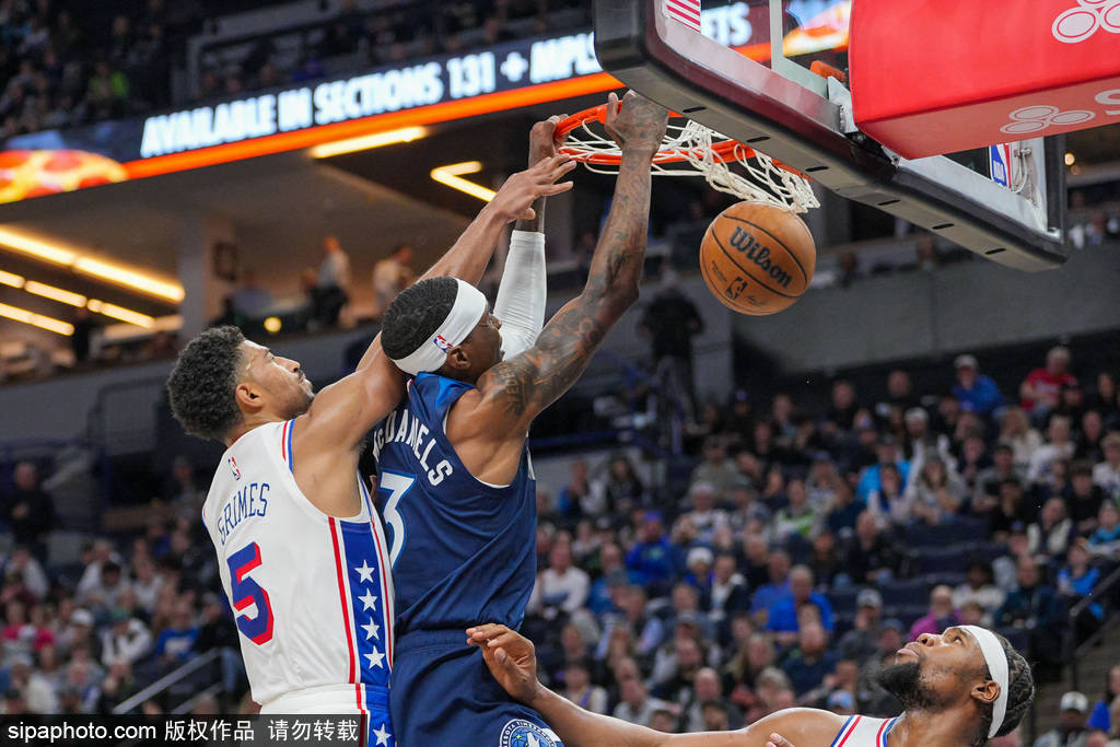 汉诺威主场大获胜利,气势如虹 汉诺威主场大获胜利,气势如虹