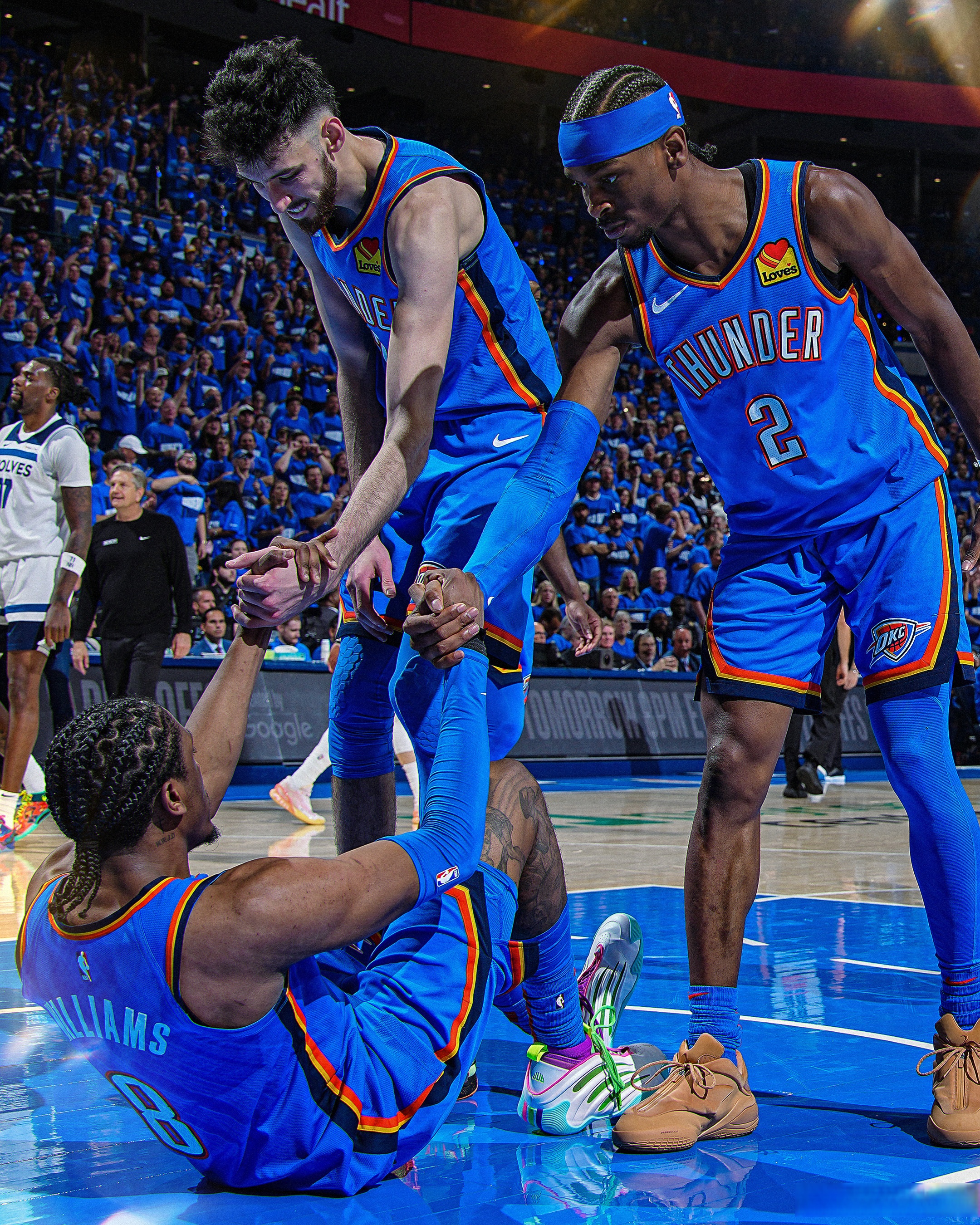 防守如铁打，球队逆风翻盘赢得关键比赛