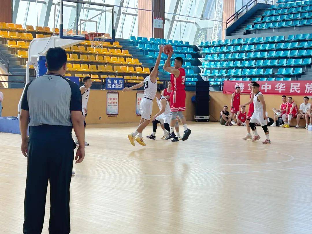 球场彰显风采,赛场精彩纷呈 球场彰显风采,赛场精彩纷呈