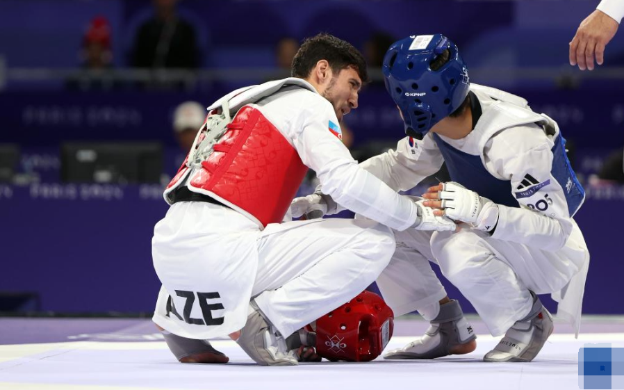 泰国跆拳道选手勇夺金牌霸气十足 泰国跆拳道选手勇夺金牌霸气十足