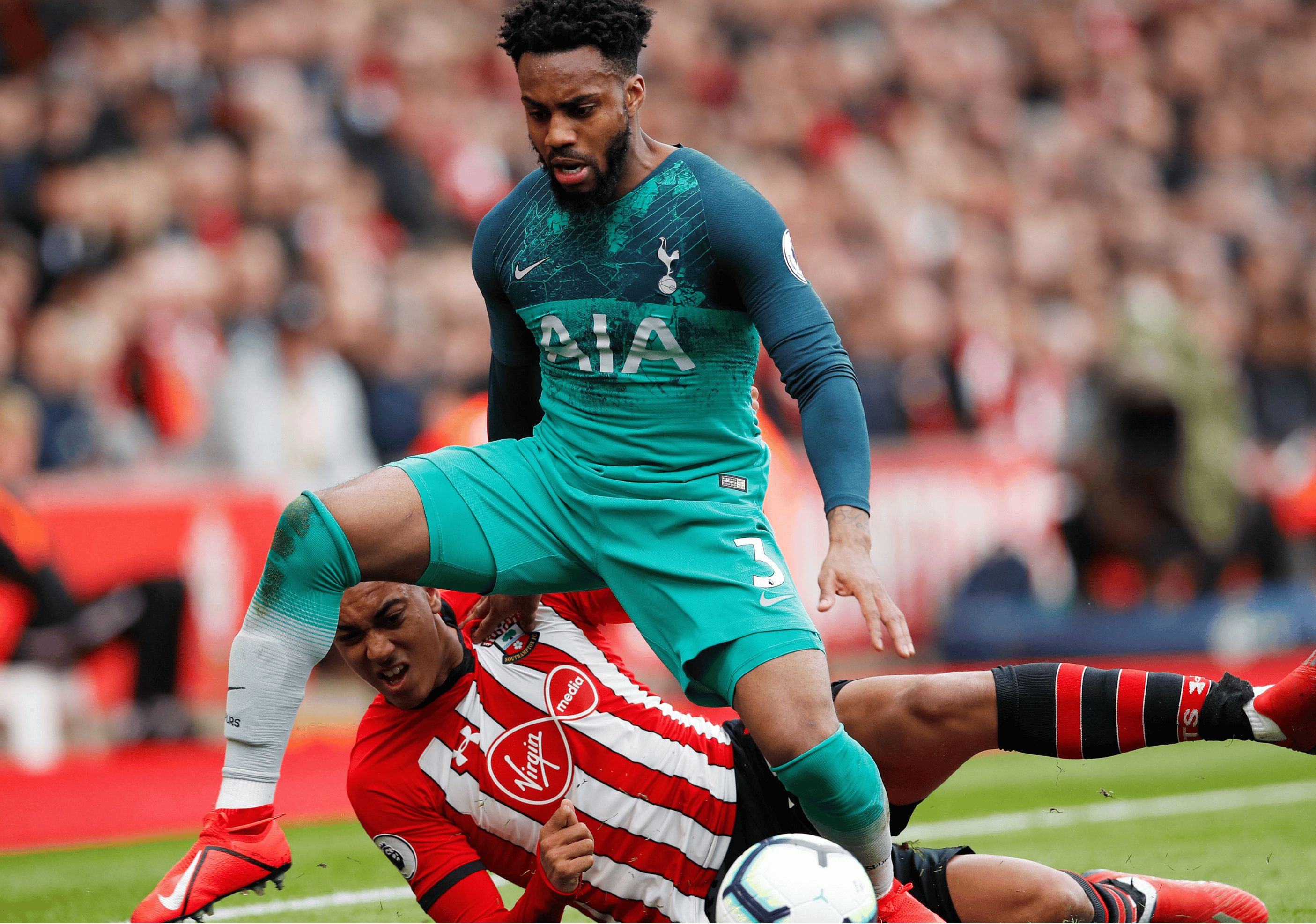 热刺主场大胜埃弗顿，继续保持不败势头的简单介绍