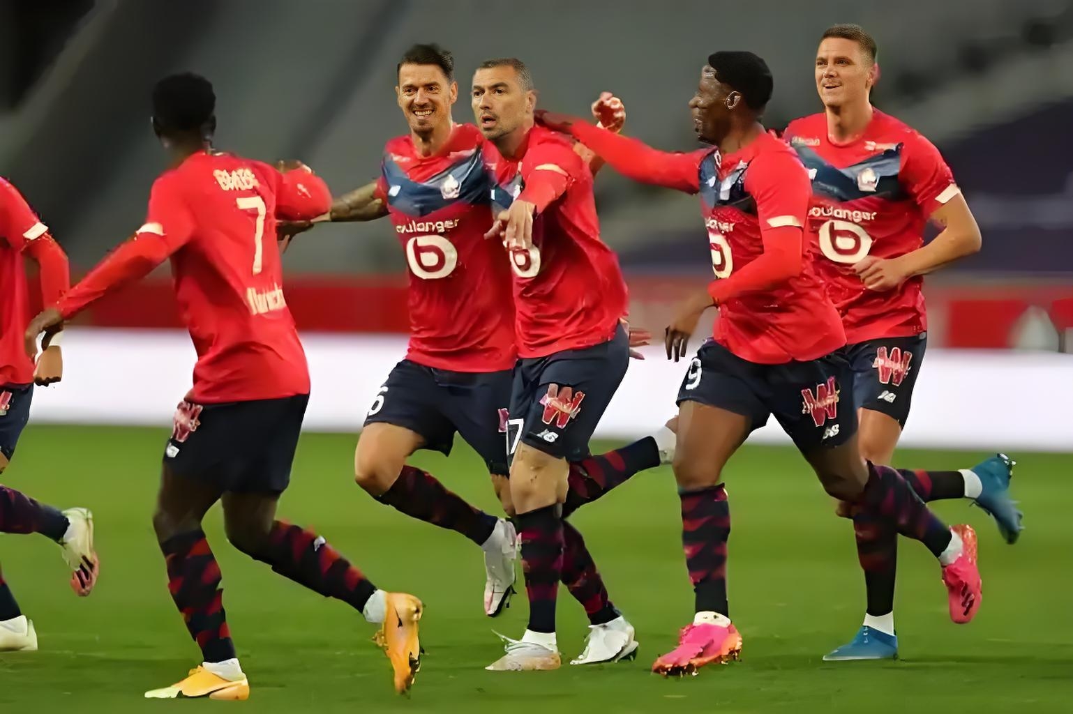 利兹联客场不敌李斯特城,客场取分难度大增 利兹联客场不敌李斯特城,客场取分难度大增