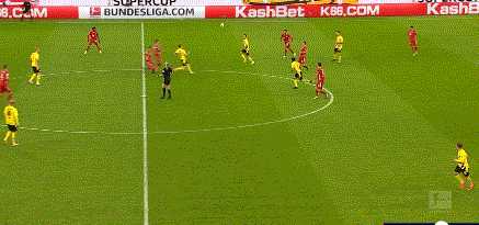 拜仁慕尼黑逆转胜多特蒙德,保持德甲领先位置 拜仁慕尼黑逆转胜多特蒙德,保持德甲领先位置