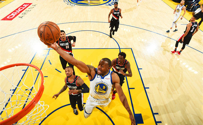 猛龙遭遇惨败排名下滑的简单介绍