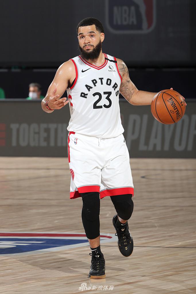 小老虎独揽40+10+10!猛龙击败凯尔特 小老虎独揽40+10+10!猛龙击败凯尔特