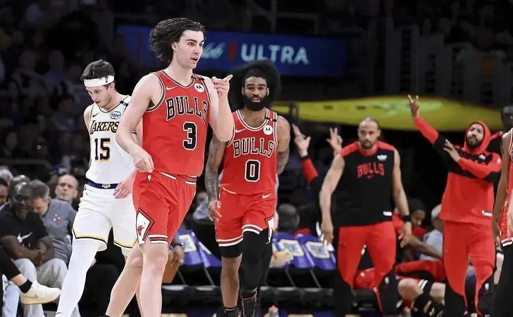 湖人不敌公牛,遭遇突然失利 湖人不敌公牛,遭遇突然失利