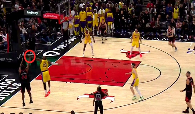 湖人不敌公牛,遭遇突然失利 湖人不敌公牛,遭遇突然失利