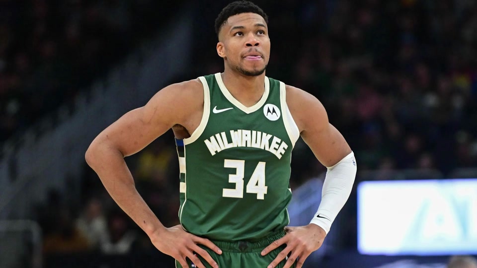 公牛主场大胜魔术,保持领先 公牛主场大胜魔术,保持领先