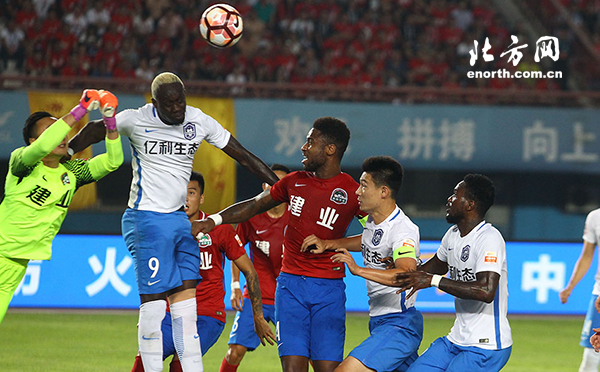 包含河南建业客场战平，提升积分排名的词条